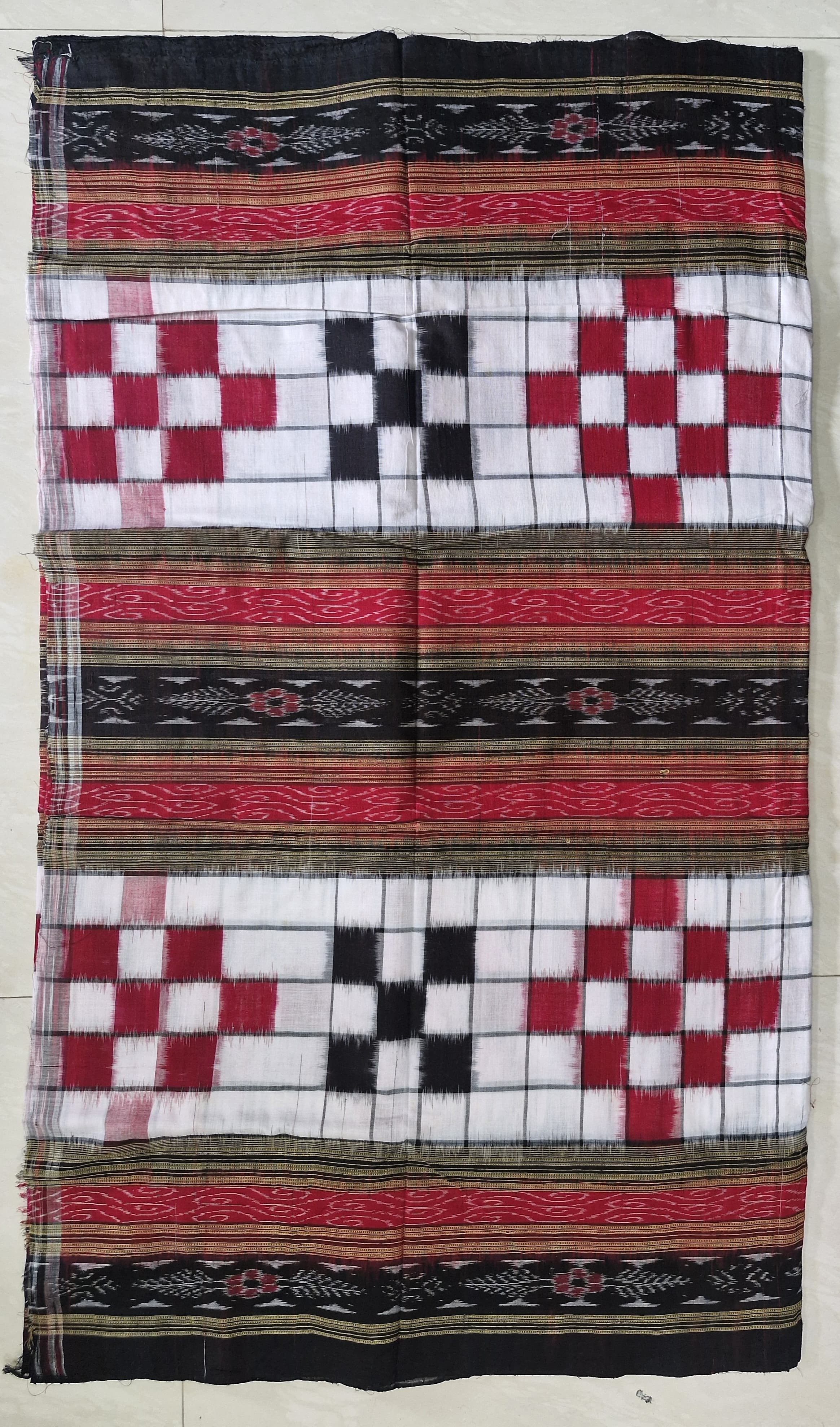 100355 fabric Sambalpuri Fabric  than Kapada